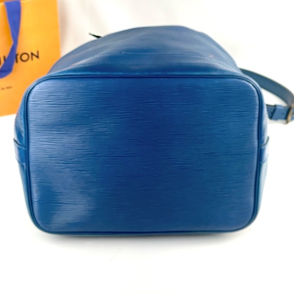 ❌SOLD❌ 🎉HP🎉 ✨🏝AUTHENTIC🏝✨ Louis Vuitton Shoulder Bag - Picture 6 of 15